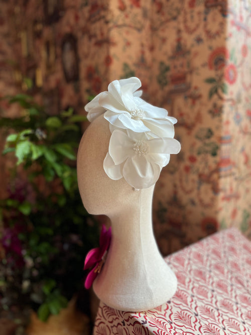 Headband COSMOS Blanc Nacre en taffetas de soie, JAVOTTE Paris